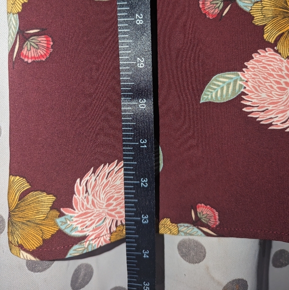 Floral Blouson Shift Dress - Picture 6 of 11